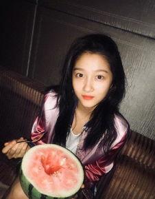 关晓彤娱乐圈吃瓜,揭秘明星背后的“吃瓜”故事